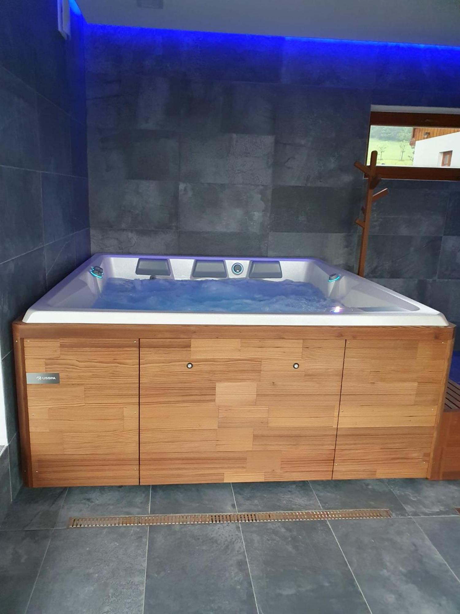 Penzion Stribrnik Krasna  Ngoại thất bức ảnh